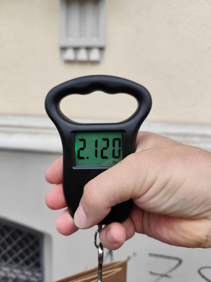 Waage mit Sammeleimer