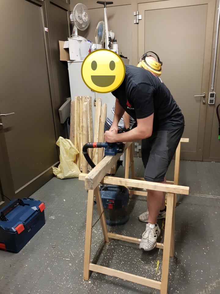 Erste Erfahrungen mit dem Elektrohobel