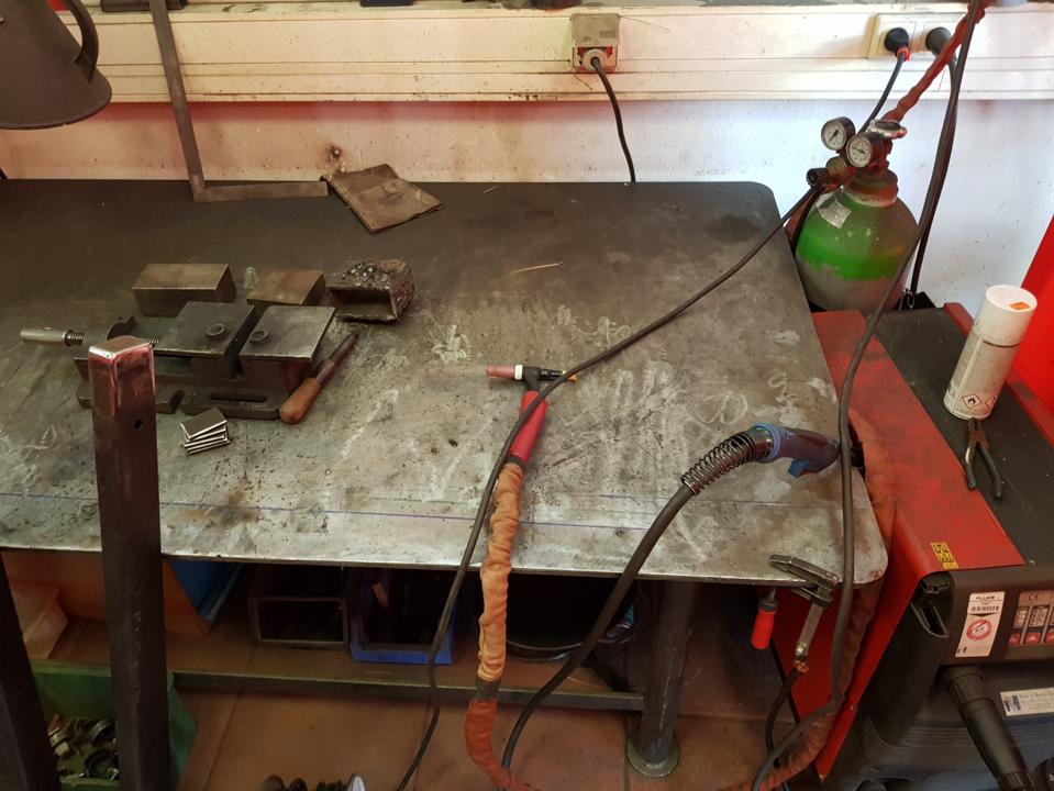 Schweissarbeitsplatz im Werkhof