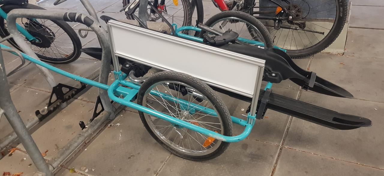 F55FTA01 mit Werbetraeger